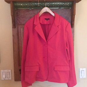 Pink knit gap jacket